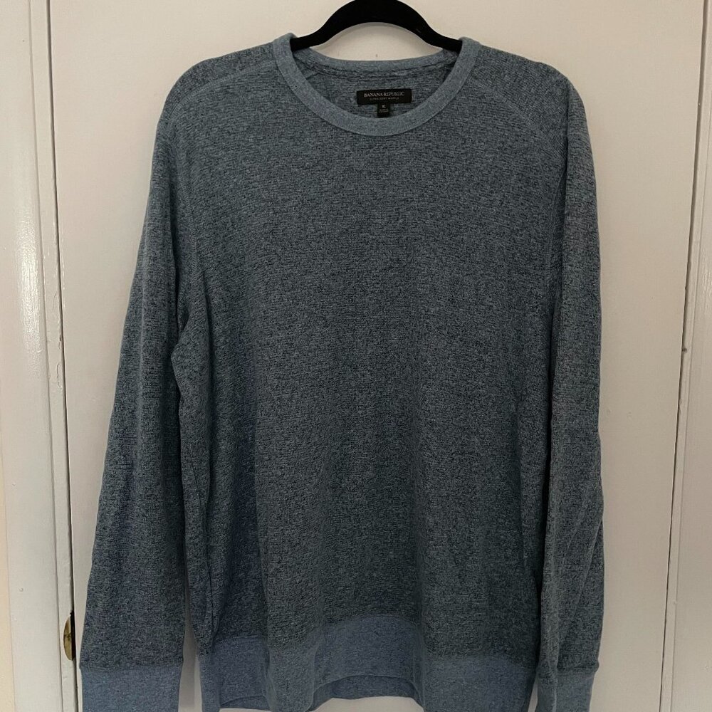 Banana Republic waffle knit long sleeved shirt